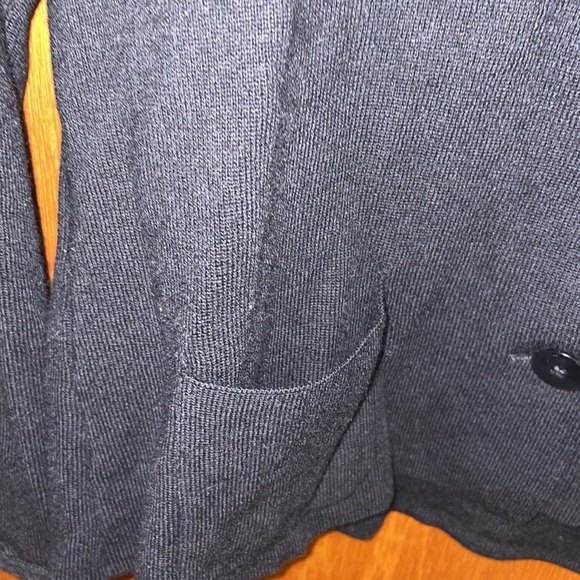 •TALBOTS•100% PURE MERINO WOOL BLACK RUFFLE TRIM 3-BUTTON CARDIGAN SWEATER MED - Picture 5 of 10